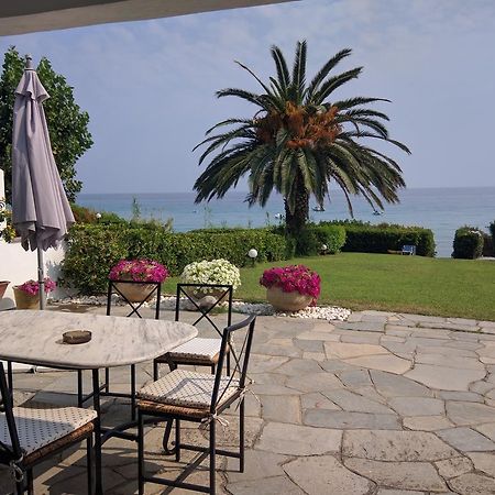 Beach Front Chanioti Polychrono Extérieur photo