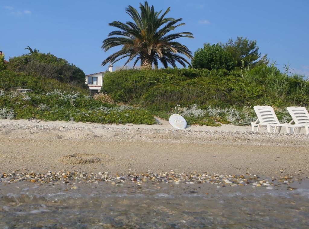 Beach Front Chanioti Polychrono Extérieur photo